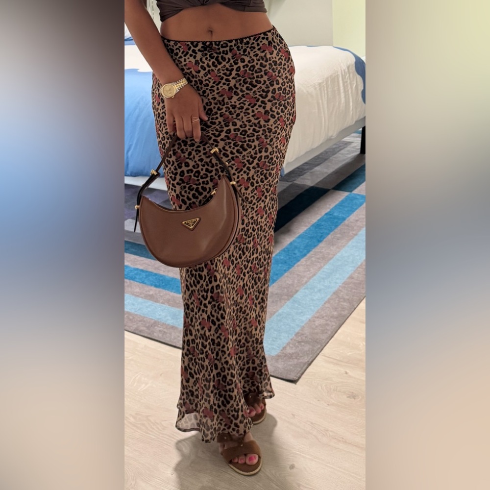 Leopard Print Midi Skirt with Brown Accents